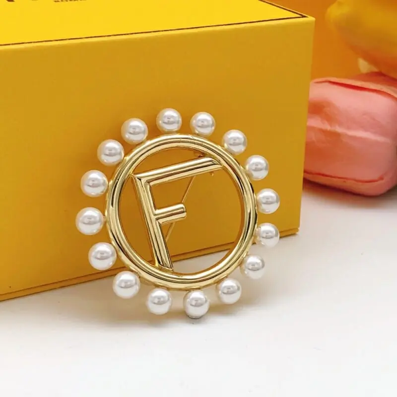 fendi brooches pour femme s_1261a57